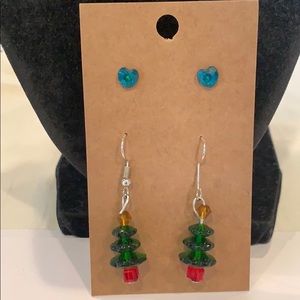 💐6/25 Christmas tree dane earrings green hearts